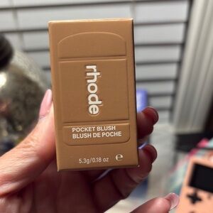 RHODE Pocket Blush in Freckle